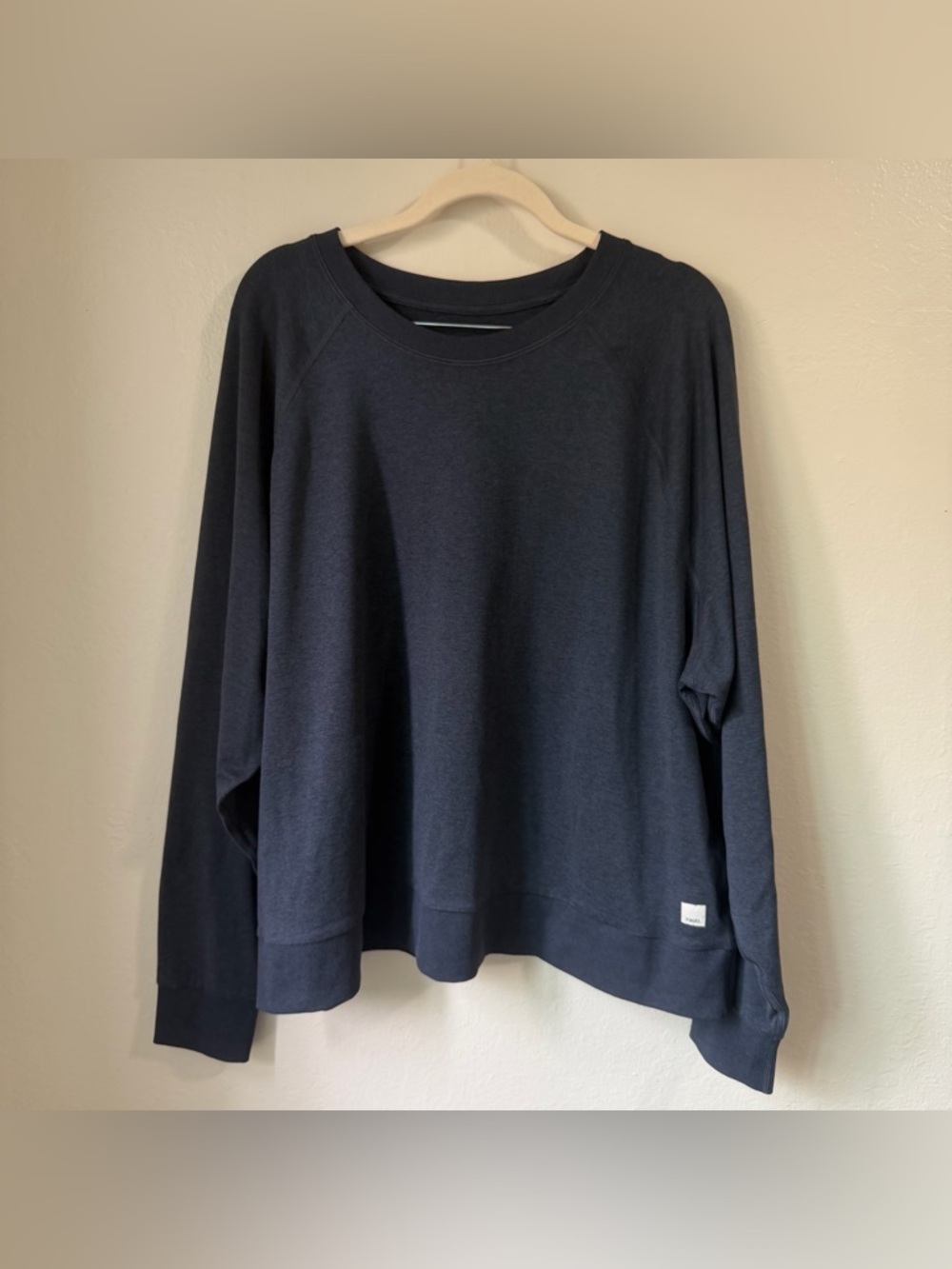 Vuori Long Sleeve Halo Crew - Heathered Blue (XXL) relaxed fit